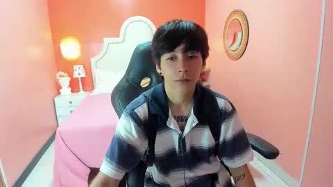 T E D D Y online show from December 22, 7:44 pm