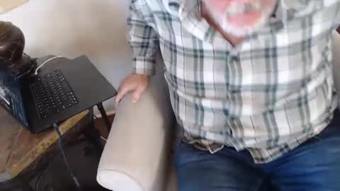 Teddy Bare online show from December 5, 4:34 pm