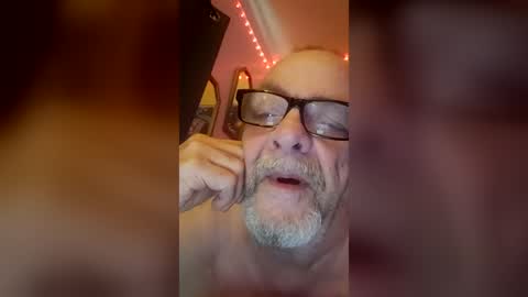Snapshot of tedestep2 chatting on June 19, 4:44 pm tedestep2 online show from June 19, 4:44 pm