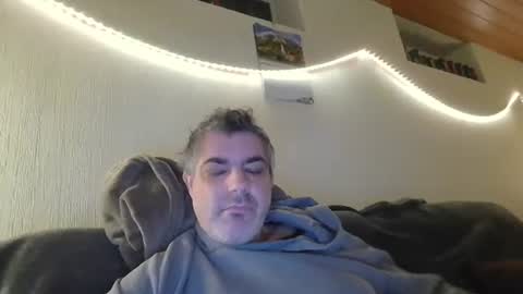 Snapshot of teeforyou chatting on October 13, 10:43 pm Peter online show from October 13, 10:43 pm