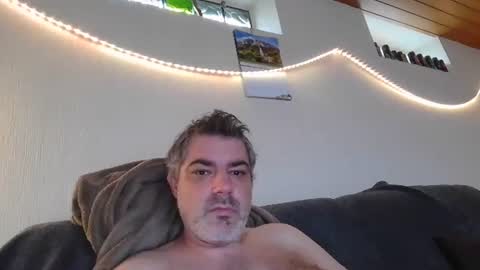 Snapshot of teeforyou chatting on October 18, 11:44 am Peter online show from October 18, 11:44 am
