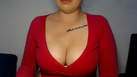 Snapshot of teeyara_ chatting on October 3, 6:16 pm Teeyara  online show from October 3, 6:16 pm