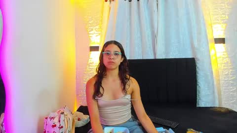 tefi smit online show from May 26, 6:59 pm