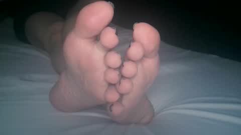 Viv West online show from November 5, 3:39 am