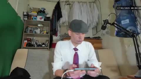 Virg Lszl online show from February 16, 11:05 pm