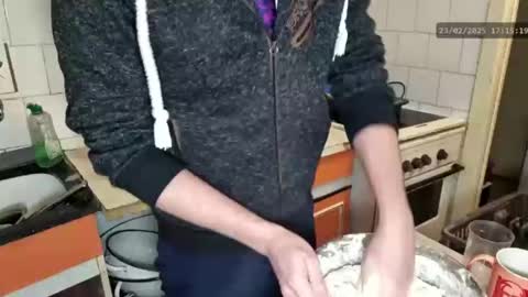 Virg Lszl online show from February 23, 4:24 pm