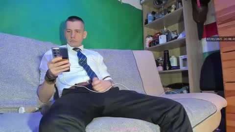 Virg Lszl online show from March 7, 3:07 pm