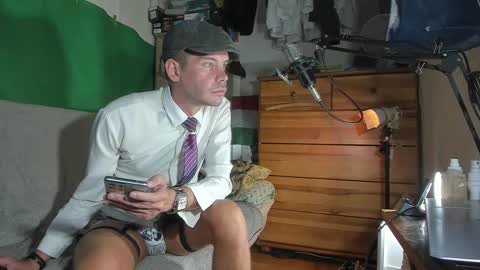 Virg Lszl online show from October 11, 3:54 pm