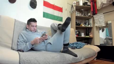 Virg Lszl online show from December 18, 7:14 am