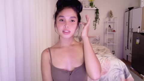 temptessa20 online show from November 10, 6:56 am