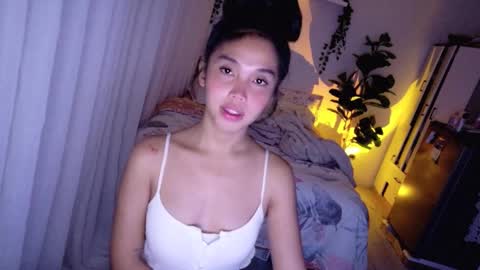 temptessa20 online show from November 12, 7:57 pm