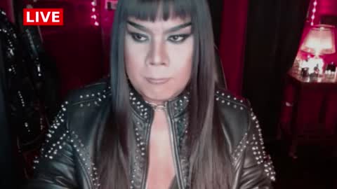 Snapshot of temptress_cocoxxx chatting on December 29, 8:44 am Mistress Coco online show from December 29, 8:44 am
