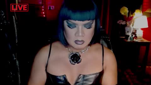Snapshot of temptress_cocoxxx chatting on February 5, 10:41 am Mistress Coco online show from February 5, 10:41 am