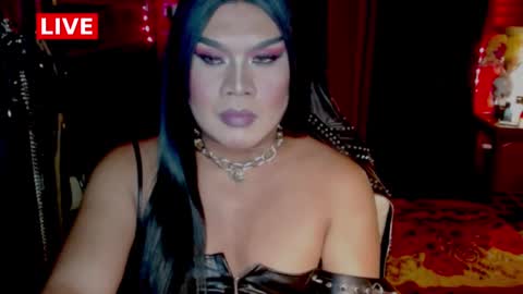 Snapshot of temptress_cocoxxx chatting on March 6, 11:25 am Mistress Coco online show from March 6, 11:25 am