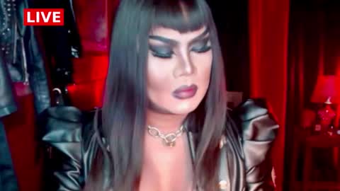 Snapshot of temptress_cocoxxx chatting on February 11, 6:07 am Mistress Coco online show from February 11, 6:07 am