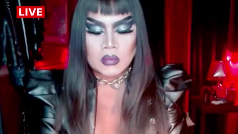 Snapshot of temptress_cocoxxx chatting on March 2, 6:36 am Mistress Coco online show from March 2, 6:36 am