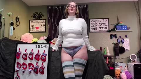 Pixie and Tentacle Overlord online show from December 27, 11:21 pm