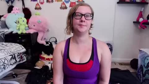 Pixie and Tentacle Overlord online show from September 17, 8:21 pm