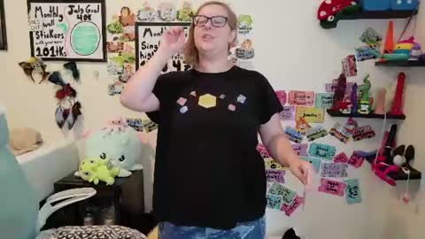 Snapshot of ten_tickle_pixie chatting on July 17, 10:14 pm Pixie and Tentacle Overlord online show from July 17, 10:14 pm