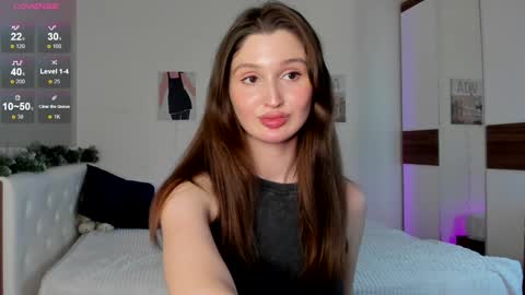 Snapshot of tender_babyy chatting on January 10, 5:34 pm Sexy girl Li online show from January 10, 5:34 pm