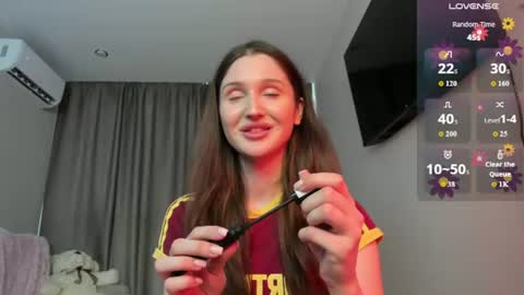 Snapshot of tender_babyyy chatting on July 10, 11:57 am Amina online show from July 10, 11:57 am