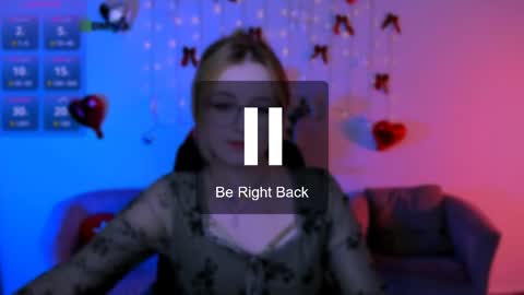 ur Louise online show from April 15, 9:04 pm