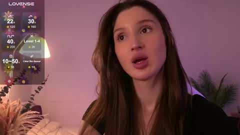 Snapshot of tenderbabyy chatting on December 22, 10:23 am Amina online show from December 22, 10:23 am