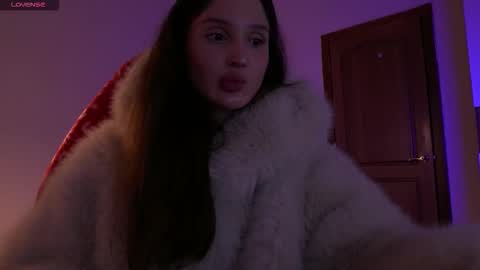 Snapshot of tenderbabyy chatting on January 6, 10:19 am Amina online show from January 6, 10:19 am