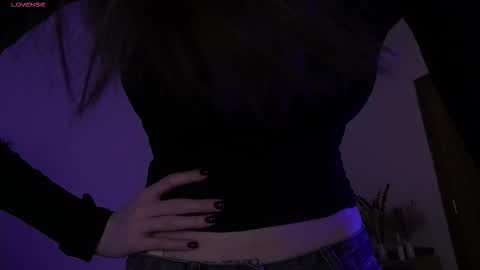 Snapshot of tenderbabyy chatting on January 10, 10:28 am Amina online show from January 10, 10:28 am