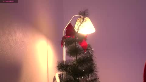 Snapshot of tenderbabyy chatting on January 11, 10:31 am Amina online show from January 11, 10:31 am