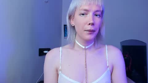 Kira online show from June 12, 10:41 pm