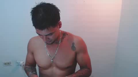 Snapshot of teo_rosa13 chatting on January 31, 3:20 am Mateo rosa online show from January 31, 3:20 am