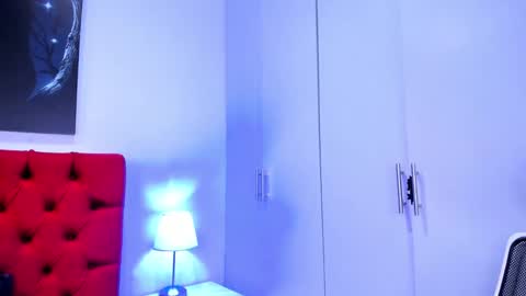 Snapshot of teresa_moon chatting on January 19, 1:53 am TERESA Give me a good rating if you enjoy my show online show from January 19, 1:53 am