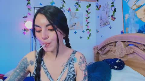Snapshot of teresa_moon chatting on September 20, 5:47 pm TERESA Give me a good rating if you enjoy my show online show from September 20, 5:47 pm