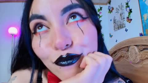 Snapshot of teresa_moon chatting on October 31, 5:58 pm TERESA Give me a good rating if you enjoy my show online show from October 31, 5:58 pm