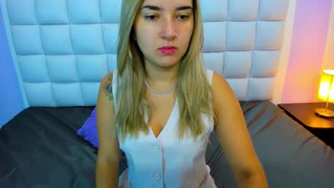 Teresa online show from November 22, 12:26 pm