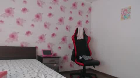 Snapshot of teressa_lovee chatting on May 17, 10:55 am teressa_lovee online show from May 17, 10:55 am