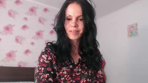 Snapshot of teressa_lovee chatting on May 22, 5:47 am teressa_lovee online show from May 22, 5:47 am