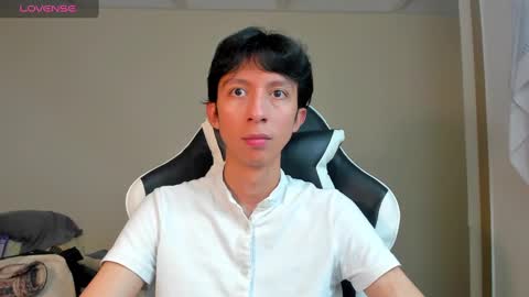 Juanfe  online show from December 4, 2:09 am