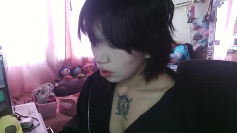 Terra Elowen online show from June 3, 2:33 pm