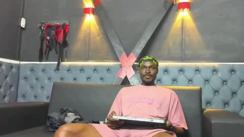 terranze_z online show from November 10, 10:09 pm