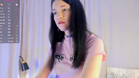 Caroline online show from June 25, 6:23 pm