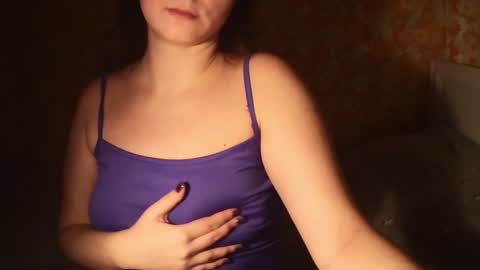 Snapshot of tessa__wayne chatting on December 6, 8:18 pm Tessa online show from December 6, 8:18 pm