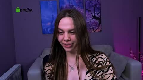 Snapshot of tessa_hit chatting on November 8, 12:38 pm Tessa online show from November 8, 12:38 pm