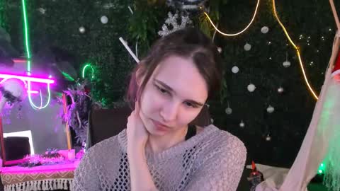 Tessa online show from December 17, 9:15 am