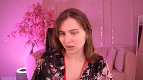 Tessa online show from March 19, 5:22 am