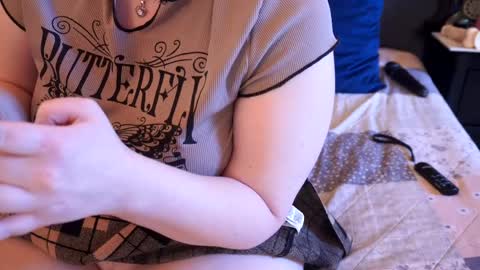 Tessa online show from April 8, 3:56 pm