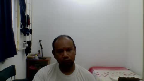 Snapshot of tested123 chatting on April 24, 10:28 am yours online show from April 24, 10:28 am