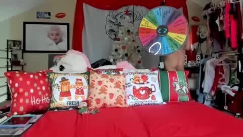 peachy online show from December 28, 9:30 pm