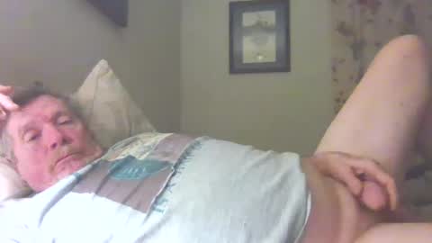 Snapshot of texasscooter1962 chatting on December 29, 5:31 am texasscooter1962 online show from December 29, 5:31 am